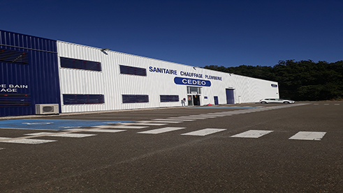 <p>CEDEO Venette : distributeur pour professionnels en sanitaire, chauffage et plomberie. Retrouvez dans notre agence les produits des plus grandes marques : Atlantic, Frisquet, De Dietrich, Saunier Duval, Grohe, G&eacute;berit et bien d&#39;autres encore. Chauffe-eau, pompes &agrave; chaleur, chaudi&egrave;res : nos experts chauffage vous assistent au quotidien. Retrouvez &eacute;galement tout l&#39;accompagnement pour mener &agrave; bien votre projet de salle de bain...</p>
