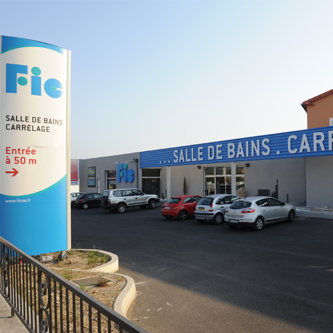 Votre magasin Fic Alès vous accueille et vous accompagne dans vos projets de chauffage. Venez découvrir toutes nos références Cheminées Poujoulat. Florian ROBERT, responsable chauffage Conseils, plans, devis, infos produits, mise en relation avec des professionnels qualifiés... Notre équipe est à votre service. N'hésitez pas à venir nous parler de votre projet.